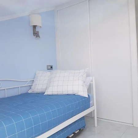 Apartament In Downtown With Sea 0169 *