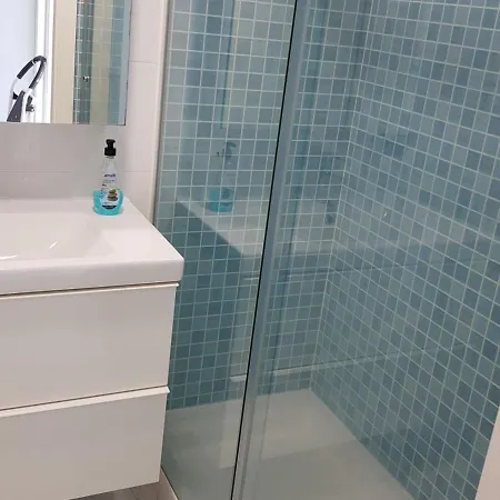 Apartament In Downtown With Sea 0169